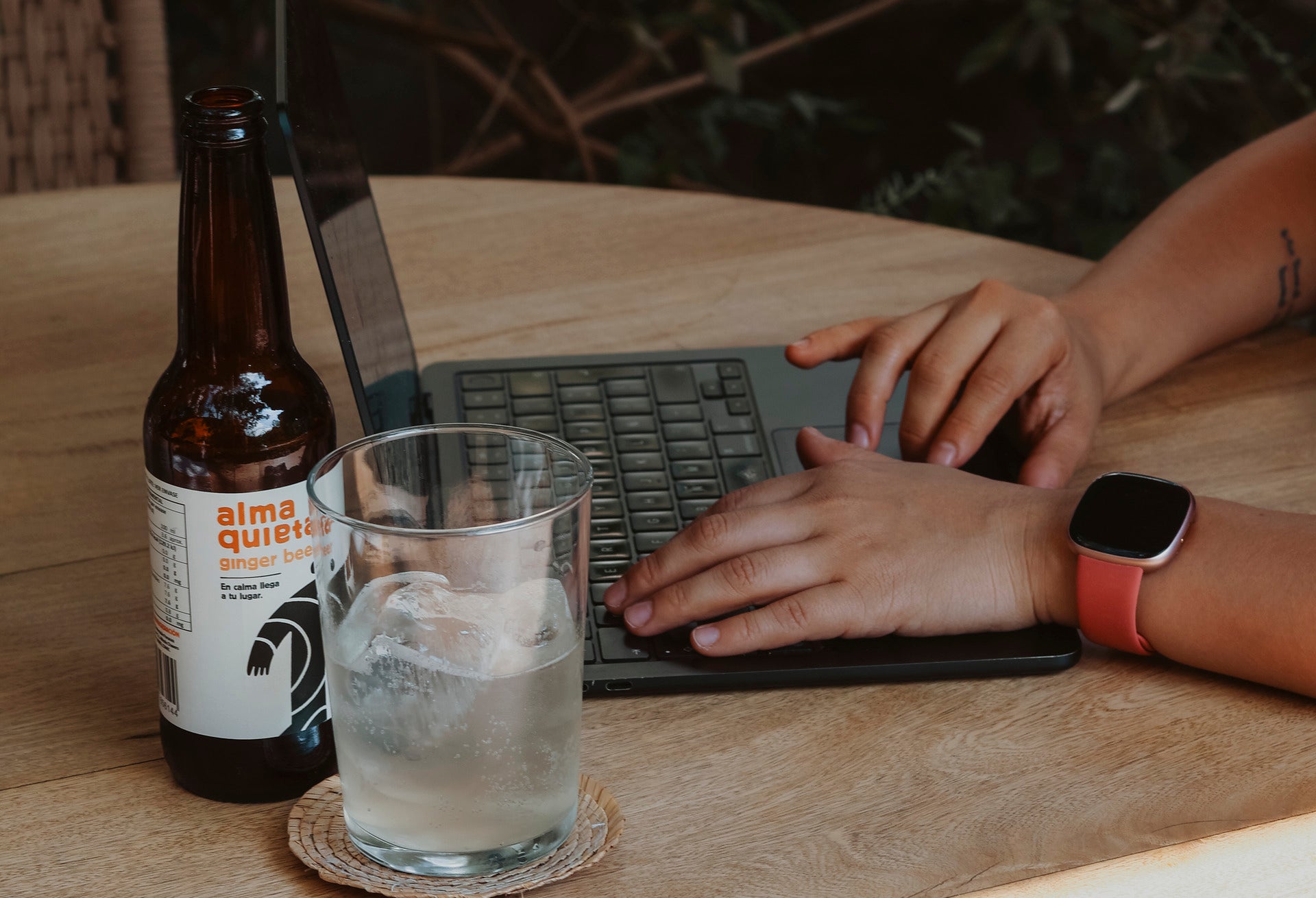 Almaquieta datos de contacto.